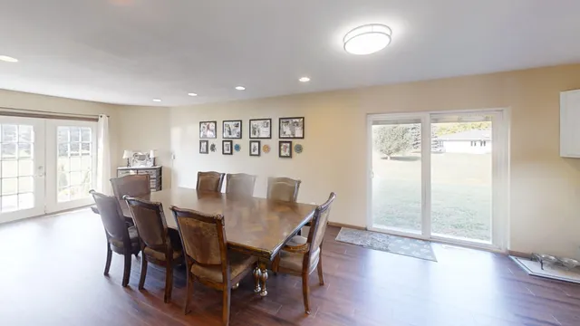 $374,900 | 119 Hall Lane, Alden, MN 56009