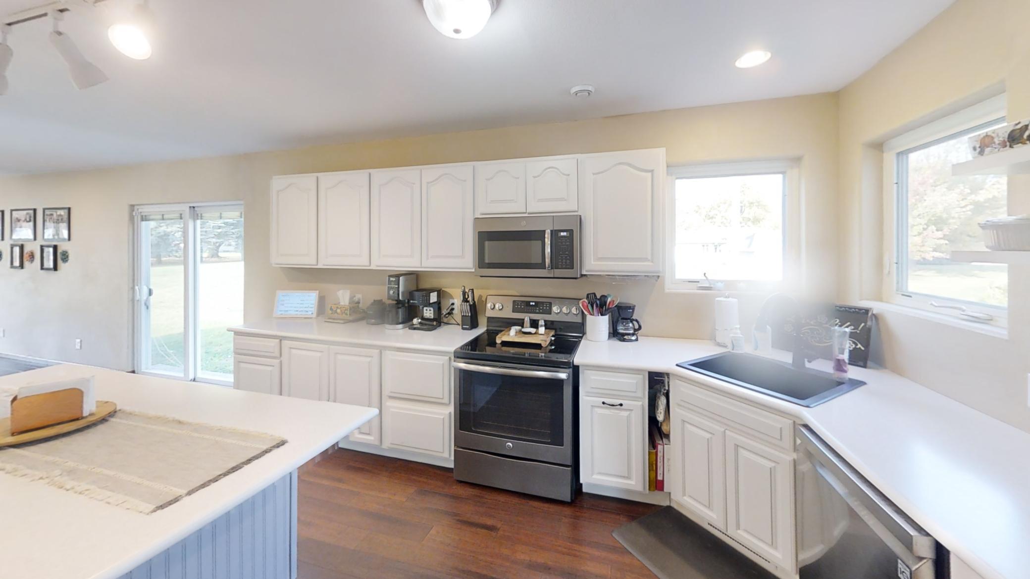 119 Hall Lane Alden, MN 56009 - Photo 18 of 59