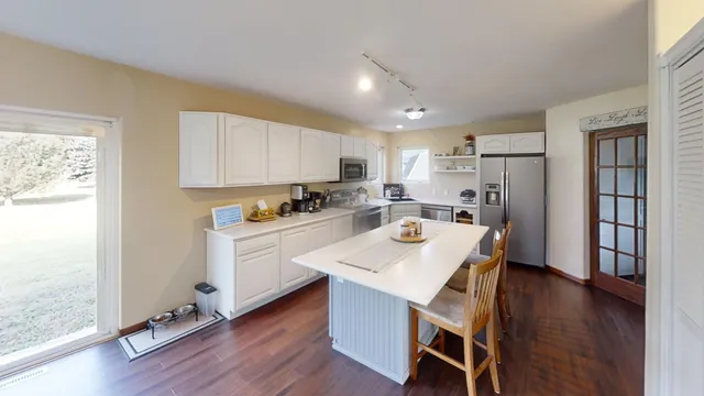 $374,900 | 119 Hall Lane, Alden, MN 56009