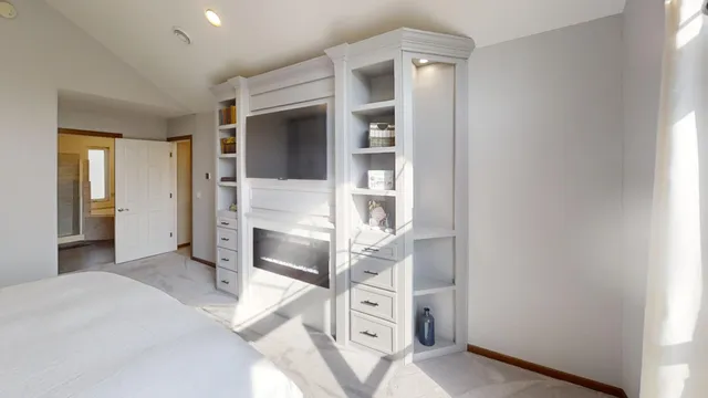 $374,900 | 119 Hall Lane, Alden, MN 56009