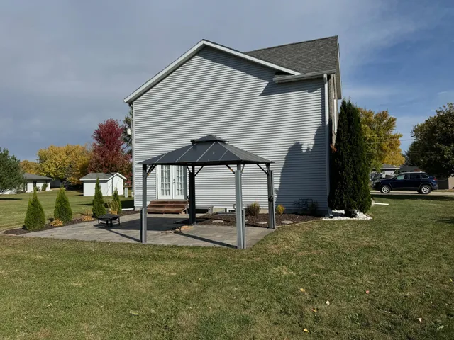 $374,900 | 119 Hall Lane, Alden, MN 56009