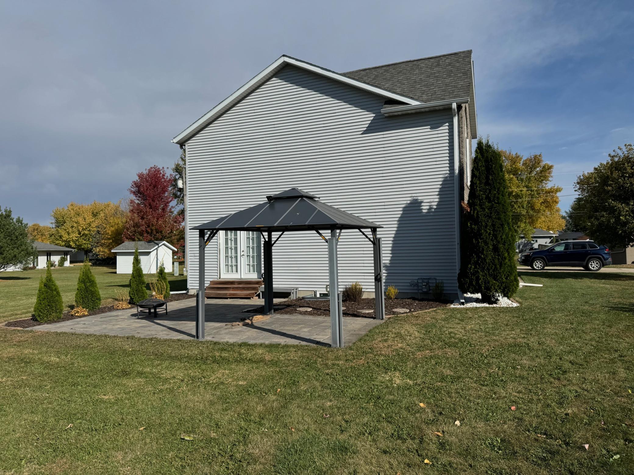 119 Hall Lane Alden, MN 56009 - Photo 5 of 59