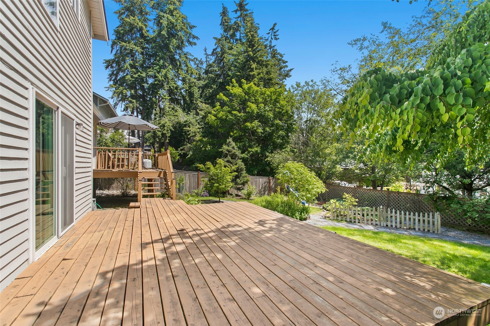 5804 140th Street Southwest Edmonds, WA 98026 - Photo 8 of 26 Gallery Image 8