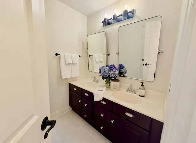 $6,495 | 900 Evergreen Circle, Hartland, WI 53029