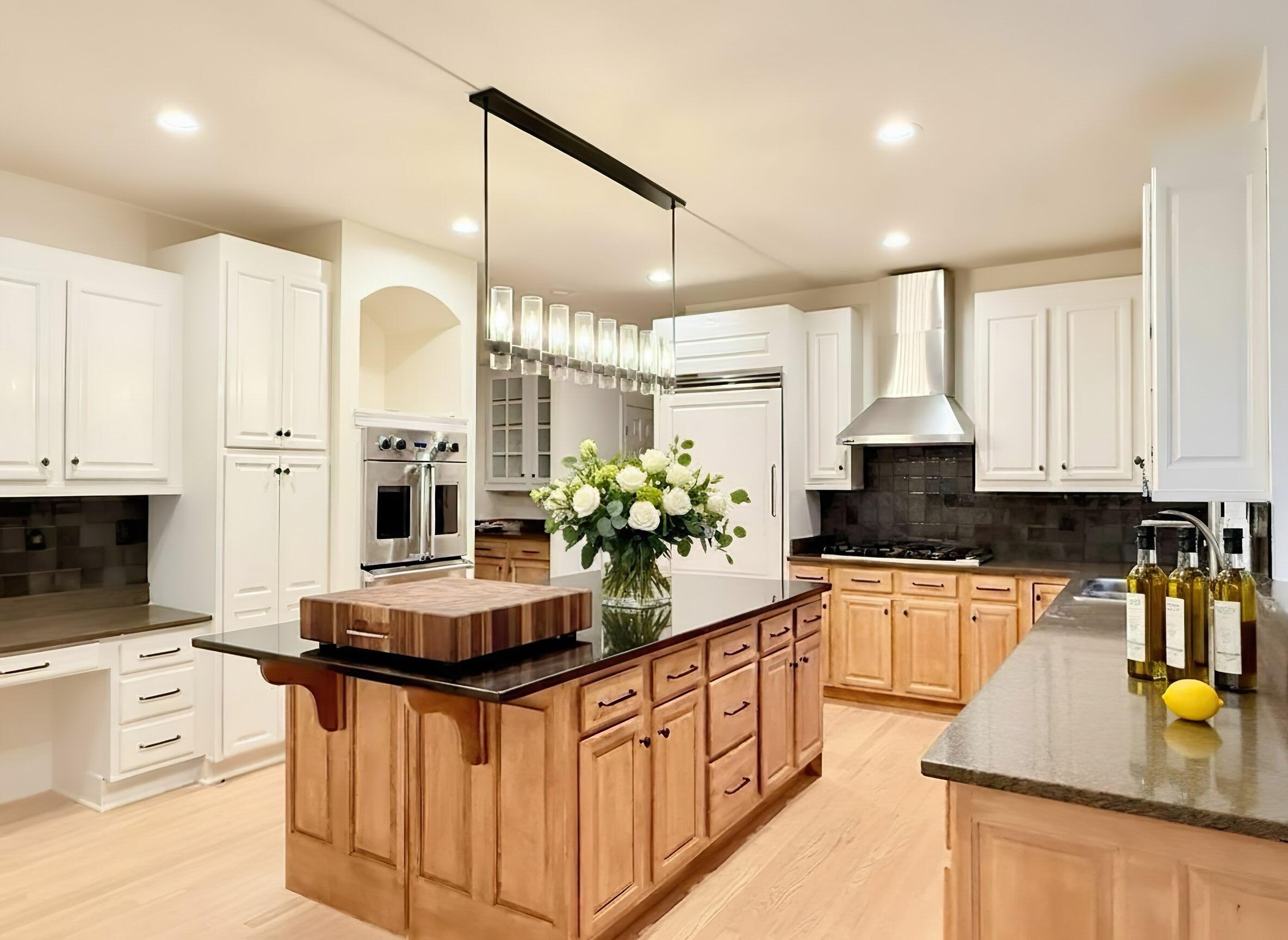 900 Evergreen Circle Hartland, WI 53029 - Photo 9 of 33 IMG_2435