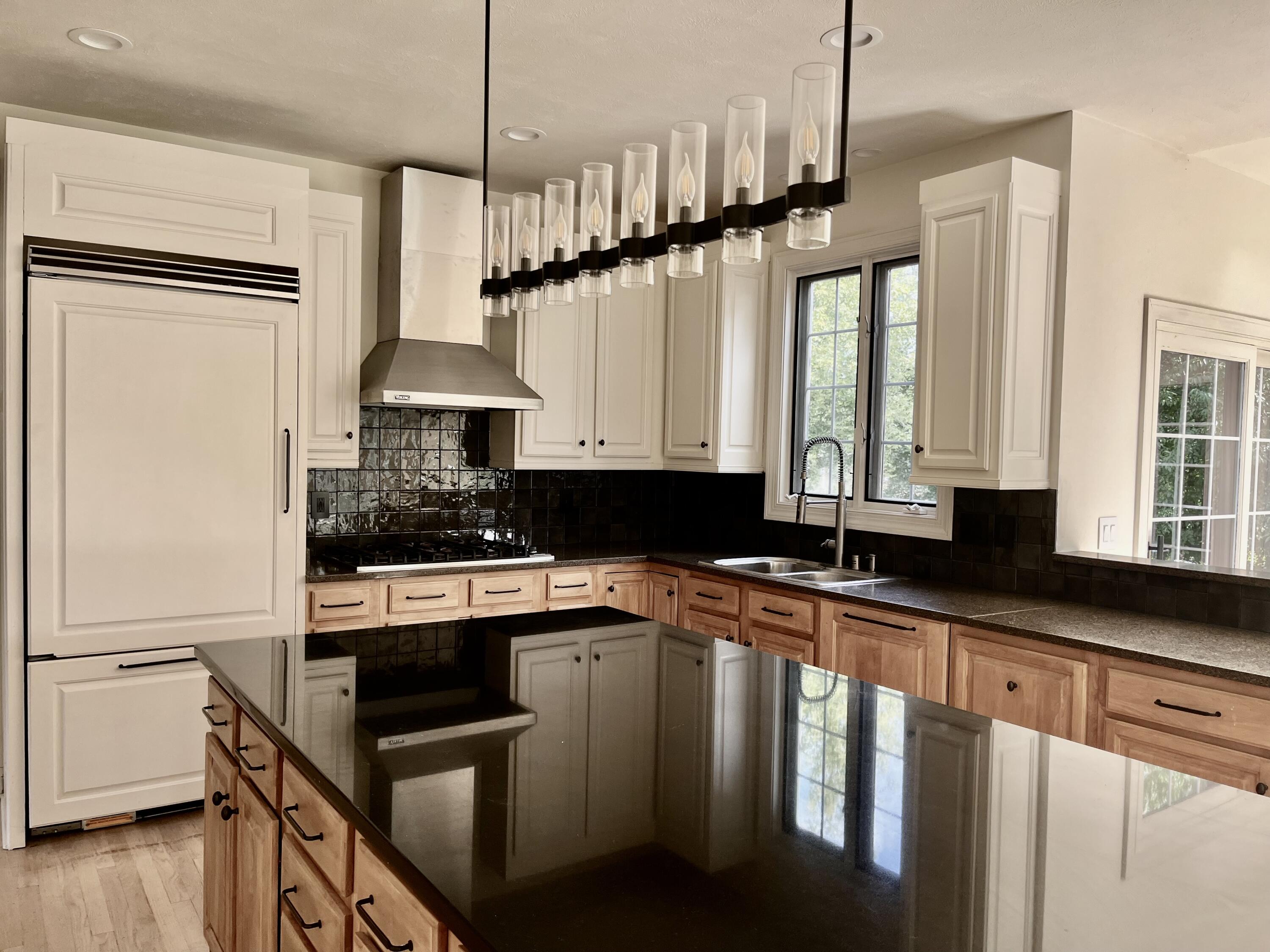 900 Evergreen Circle Hartland, WI 53029 - Photo 10 of 33 IMG_1747