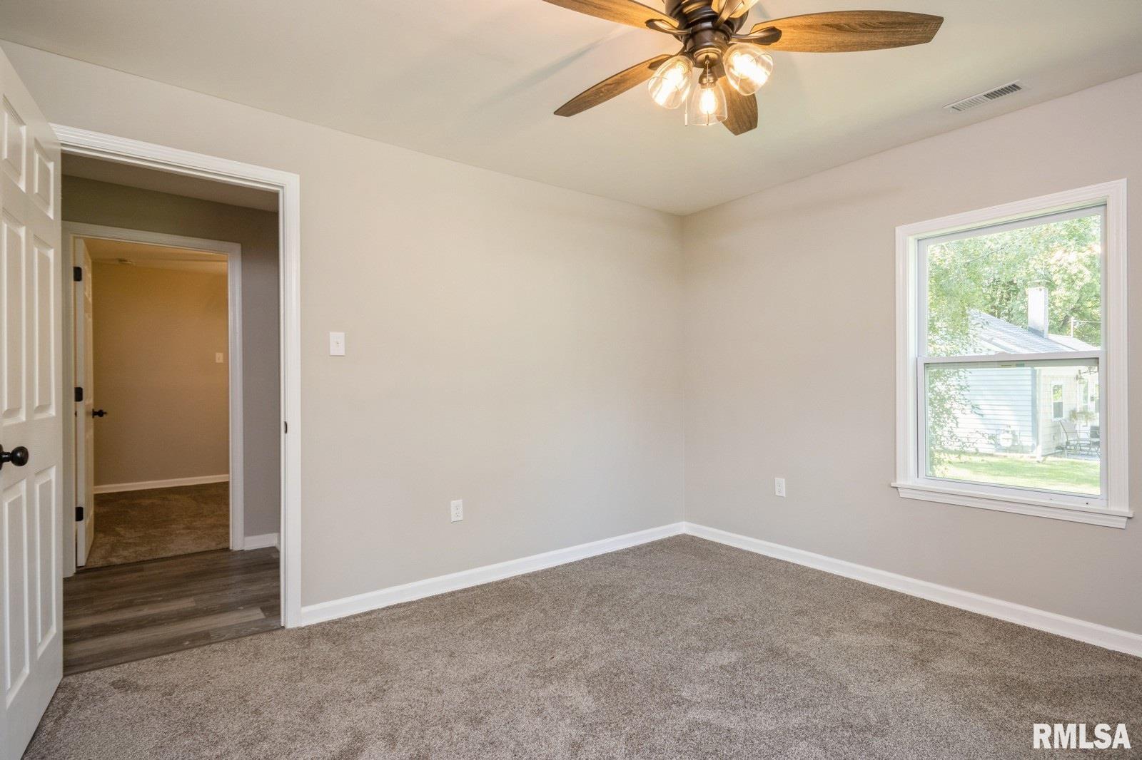 2889 North 25th Street Decatur, IL 62526 - Photo 14 of 15