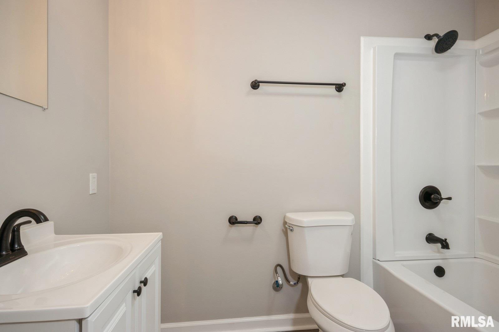 2889 North 25th Street Decatur, IL 62526 - Photo 9 of 15