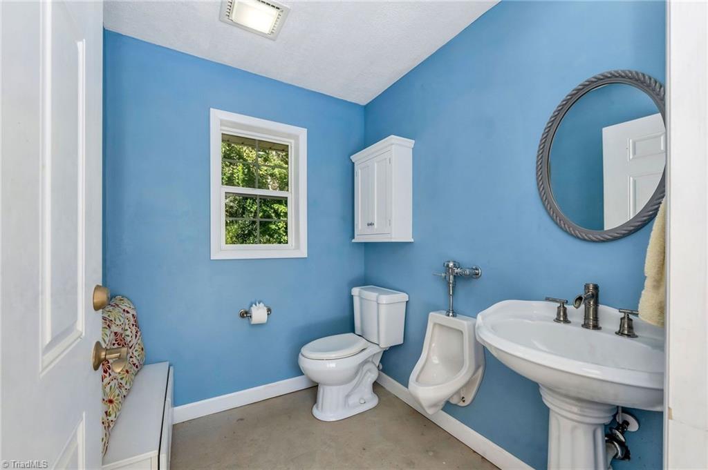 900 Brown Ridge Road Wilkesboro, NC 28697 - Photo 29 of 39