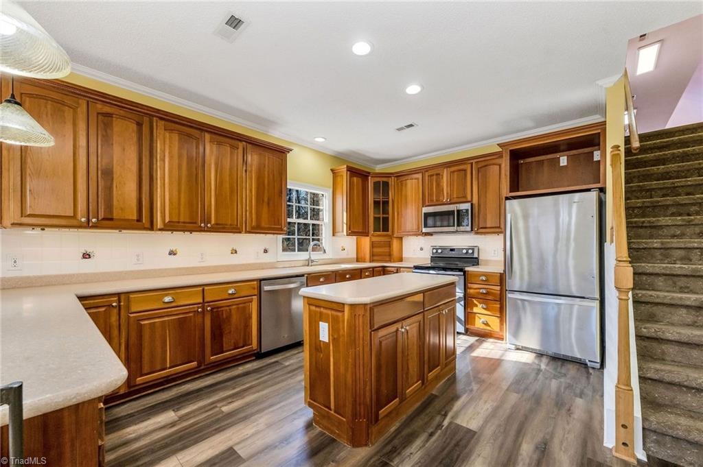 900 Brown Ridge Road Wilkesboro, NC 28697 - Photo 5 of 39