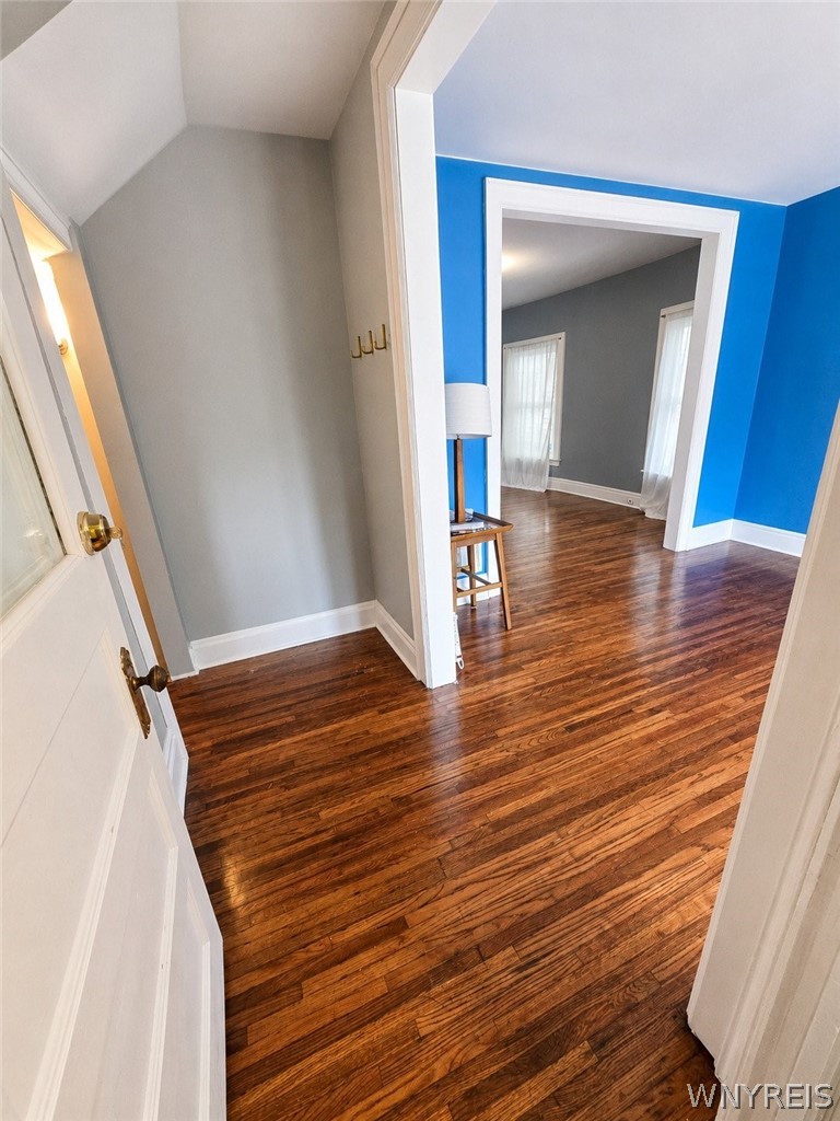 83 Baynes Street Buffalo, NY 14213 - Photo 4 of 13