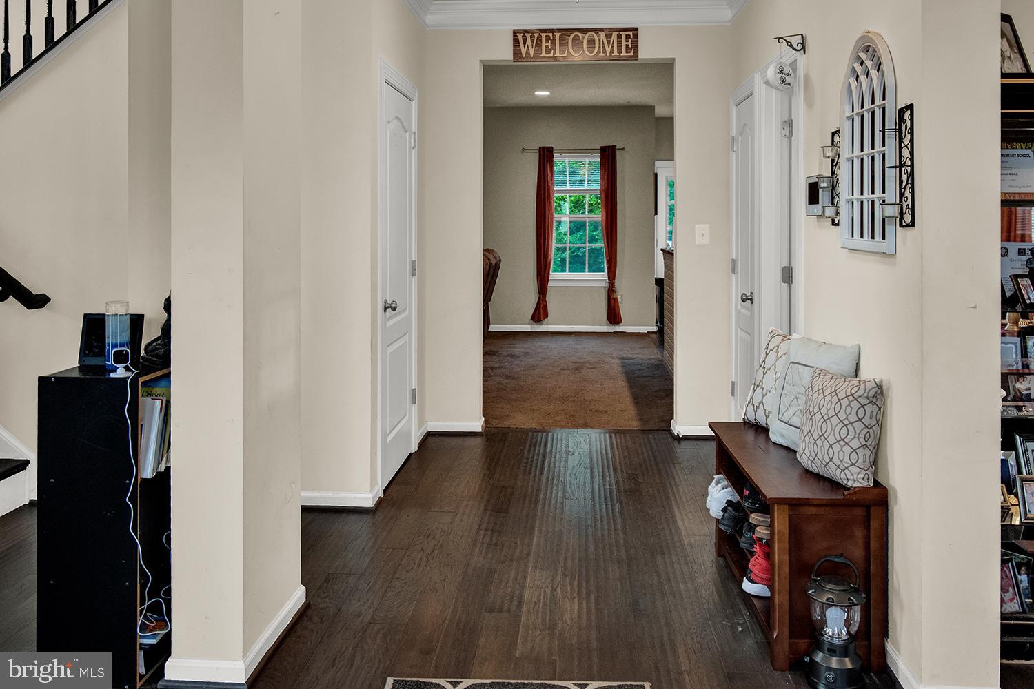 6200 Oglethorpe Mill Drive Brandywine, MD 20613 - Photo 4 of 48 Foyer