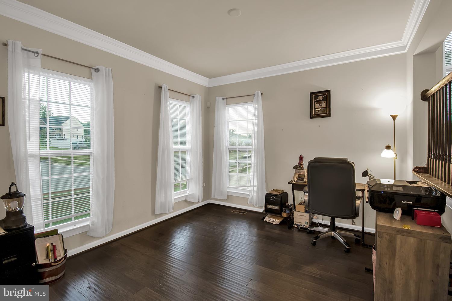 6200 Oglethorpe Mill Drive Brandywine, MD 20613 - Photo 6 of 48 Living Room