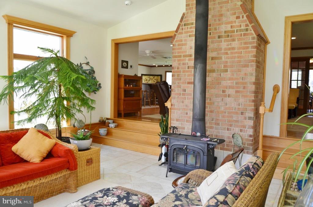 10464 Garnets Mill Loop King George, VA 22485 - Photo 24 of 30 20 x 20 Sunroom