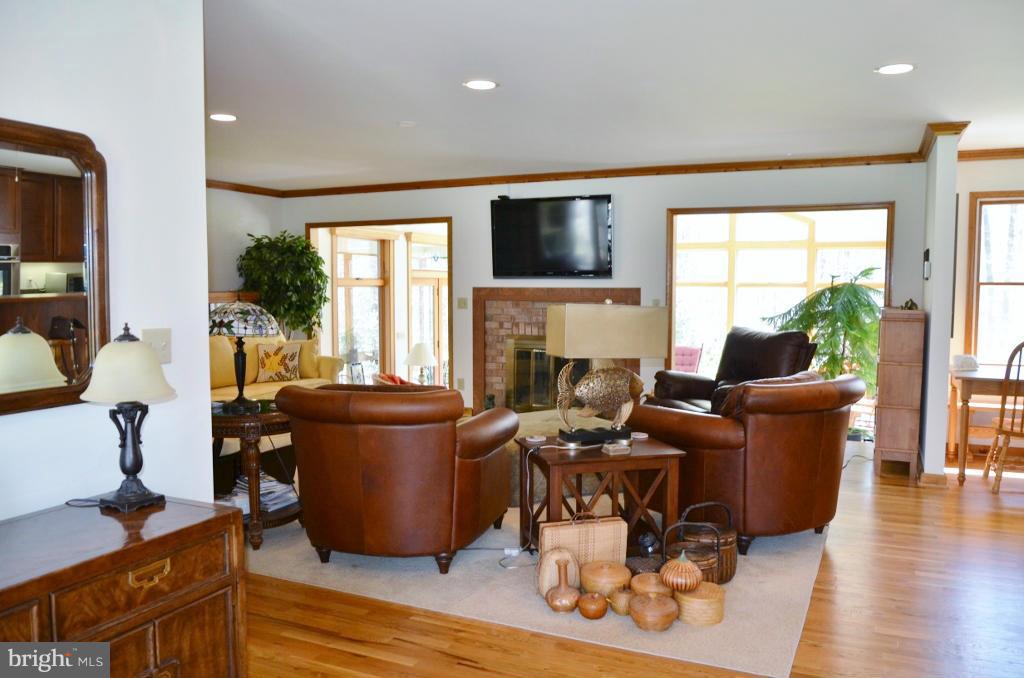 10464 Garnets Mill Loop King George, VA 22485 - Photo 8 of 30 Living Room
