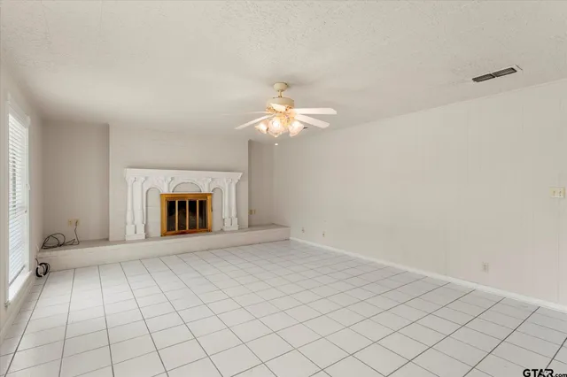 $235,000 | 102 Westwood Parkway, Naples, TX 75568