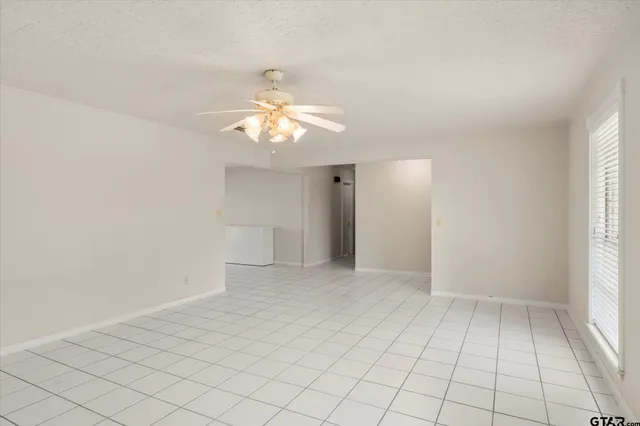 $235,000 | 102 Westwood Parkway, Naples, TX 75568