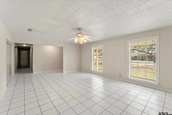 $235,000 | 102 Westwood Parkway, Naples, TX 75568