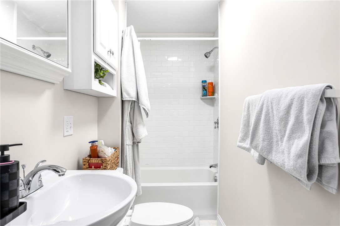 37 Warren Avenue, Unit 1 Warren, RI 02885 - Photo 23 of 28