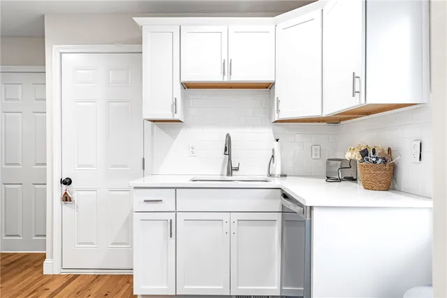 $3,500 | 37 Warren Avenue, Unit 1, Warren, RI 02885