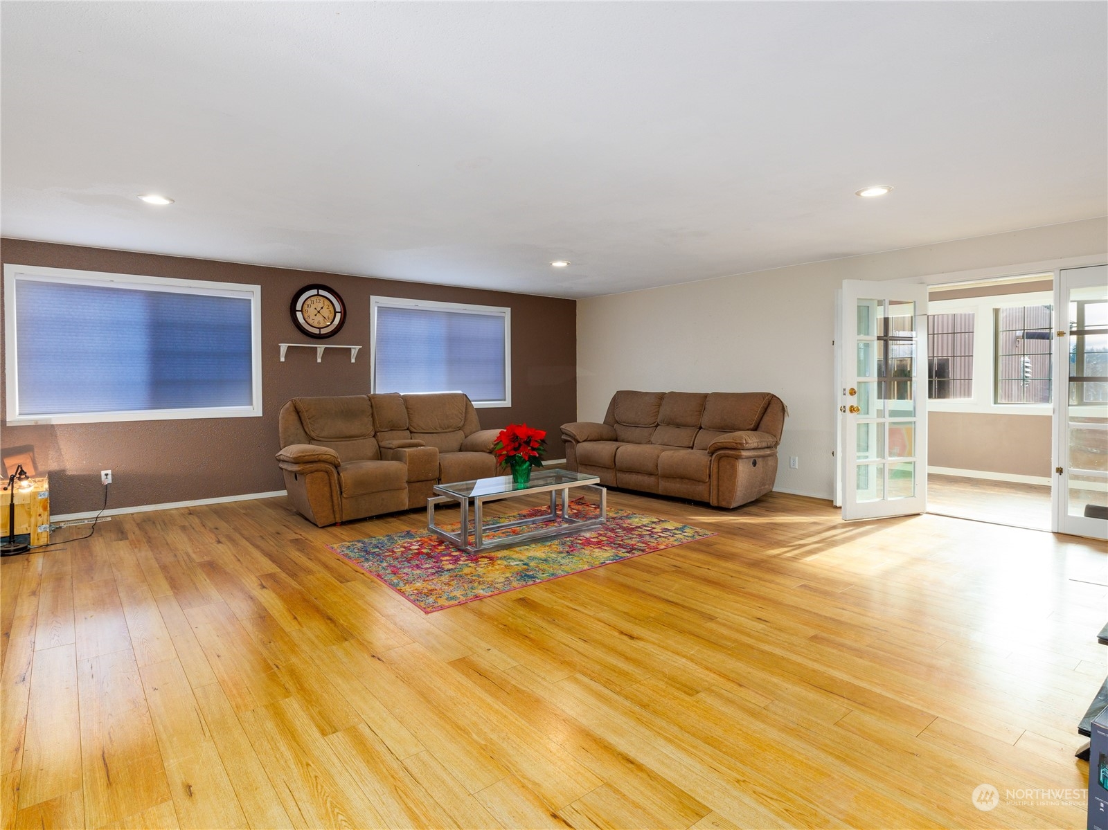 136 Galaxie Road Chehalis, WA 98532 - Photo 5 of 27 a living room with furniture and a wooden floor