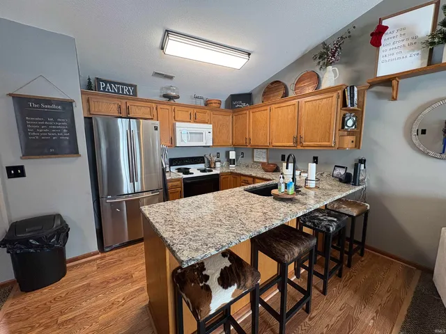 $189,900 | 422 Mirage Drive, Kokomo, IN 46901