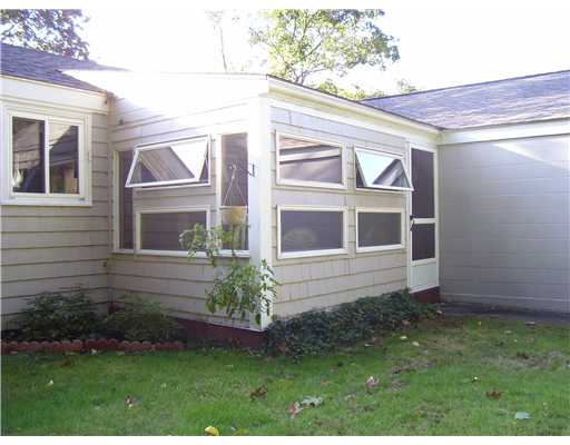 18 Rutherford Court, Unit 6 Warwick, RI 02886 - Photo 12 of 12 Exterior Back.