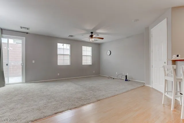 $1,950 | 27 Hudson Canyon Street, Unit 2, Henderson, NV 89012