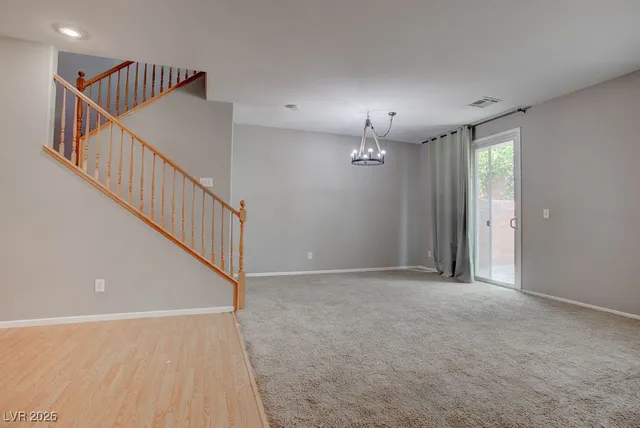 $1,950 | 27 Hudson Canyon Street, Unit 2, Henderson, NV 89012