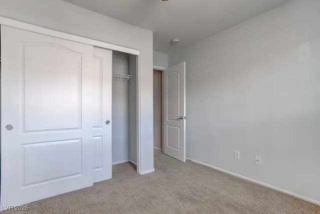 $1,950 | 27 Hudson Canyon Street, Unit 2, Henderson, NV 89012