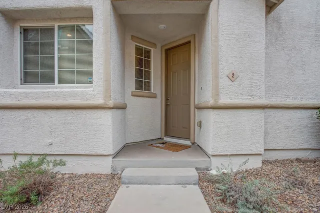 $1,950 | 27 Hudson Canyon Street, Unit 2, Henderson, NV 89012