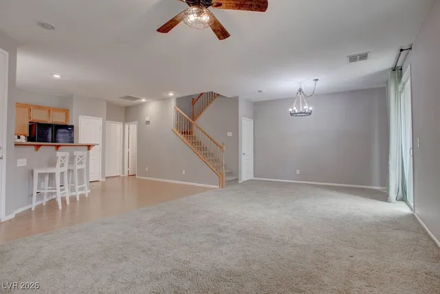 $1,950 | 27 Hudson Canyon Street, Unit 2, Henderson, NV 89012