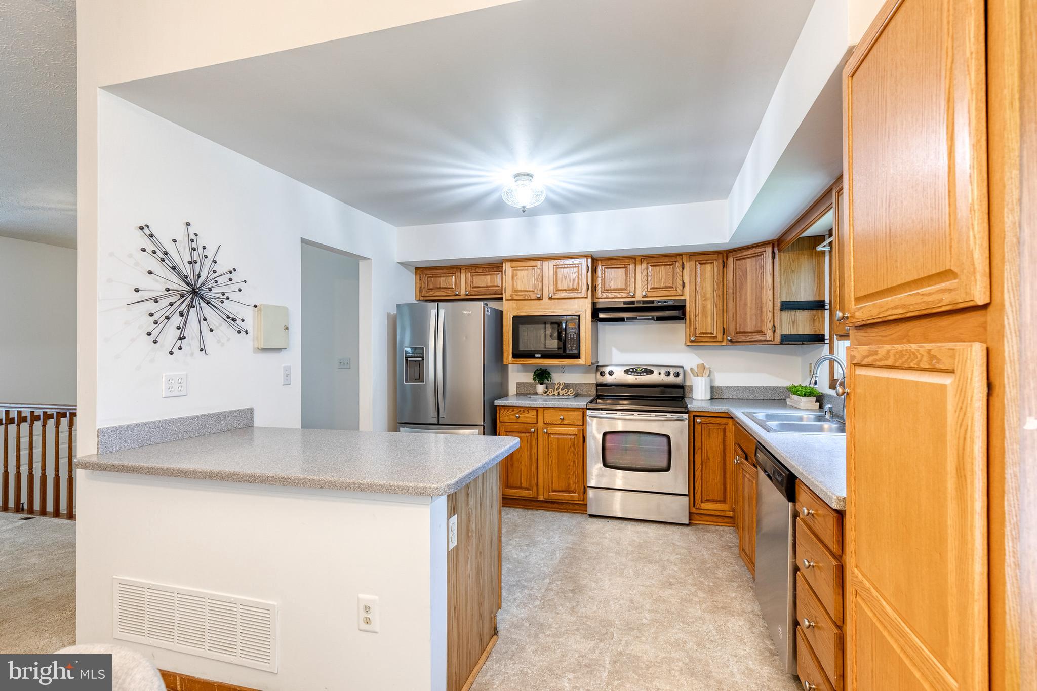 1568 Colony Road Pasadena, MD 21122 - Photo 18 of 44
