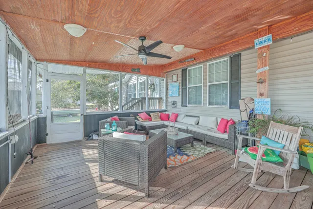 $381,900 | 208 Catfish Landing Circle, Bonneau, SC 29431