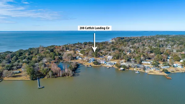$375,400 | 208 Catfish Landing Circle, Bonneau, SC 29431