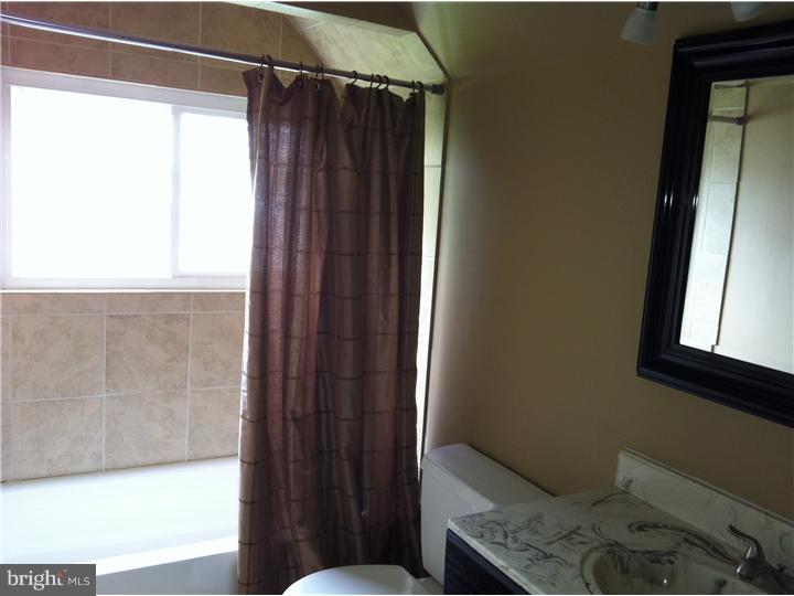 49 Hardy Road Levittown, PA 19056 - Photo 24 of 24 Gallery Image 24