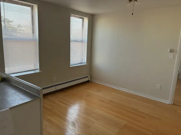 $1,950 | 1677 John F. Kennedy Boulevard, Unit 13, Jersey City, NJ 07305