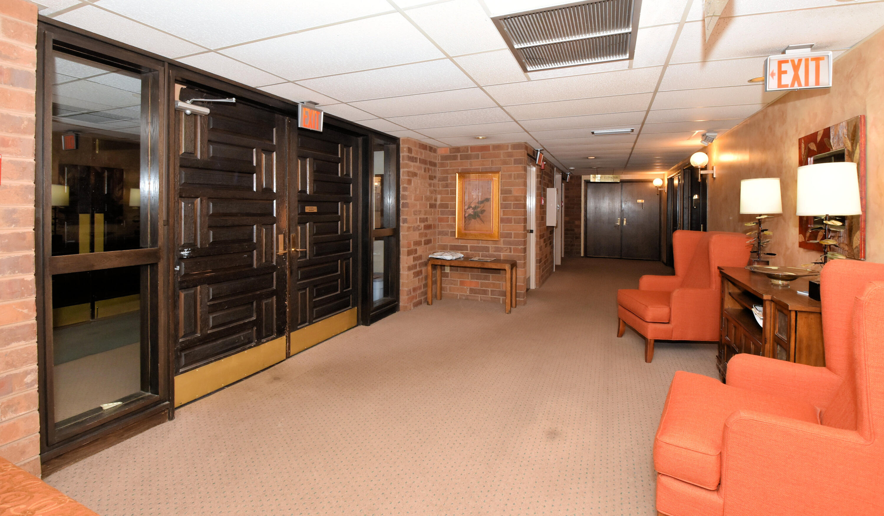 111 11th Street, Unit 1CN Racine, WI 53403 - Photo 39 of 49 Lobby
