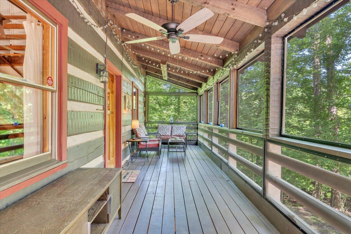 5750 Bandy Road Roanoke, VA 24014 - Photo 4 of 83 04-MIB00186