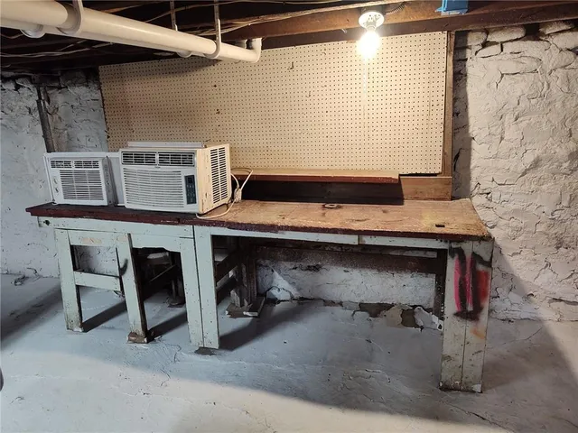 $149,900 | 533 3rd Street, Pitcairn, PA 15140