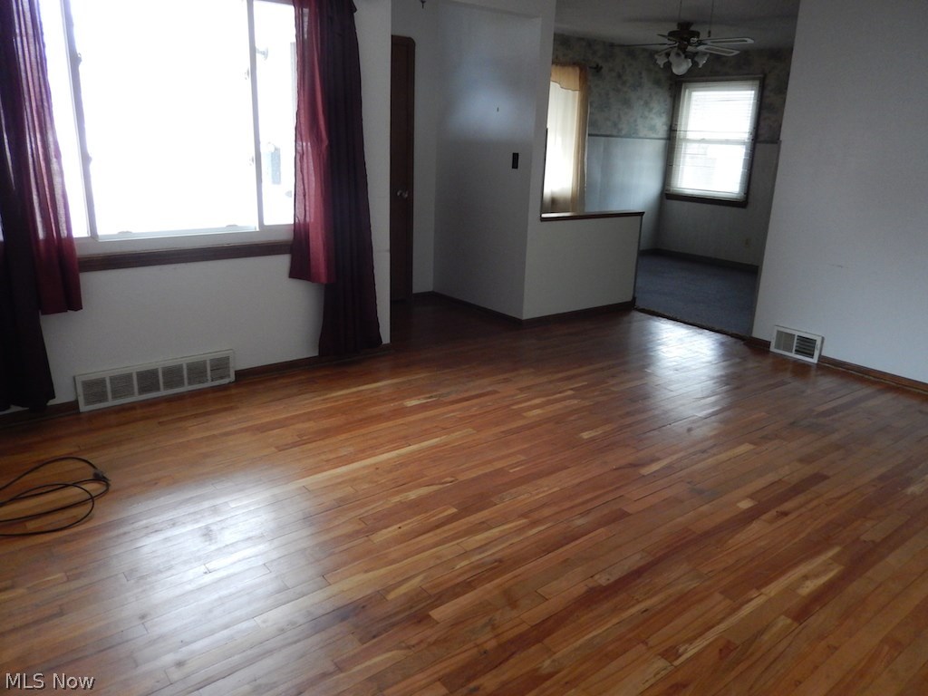 32737 Baldwin Road Solon, OH 44139 - Photo 3 of 12