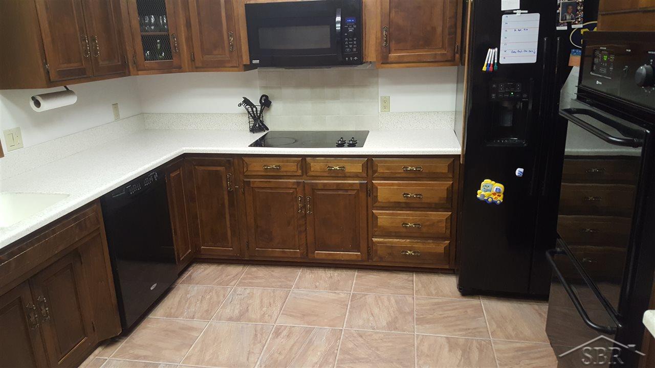 177 Stoneham Road Saginaw, MI 48638 - Photo 2 of 17 Gallery Image 2