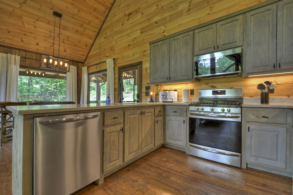 143 Foster Cove Road Epworth, GA 30541 - Photo 9 of 40 Gallery Image 9