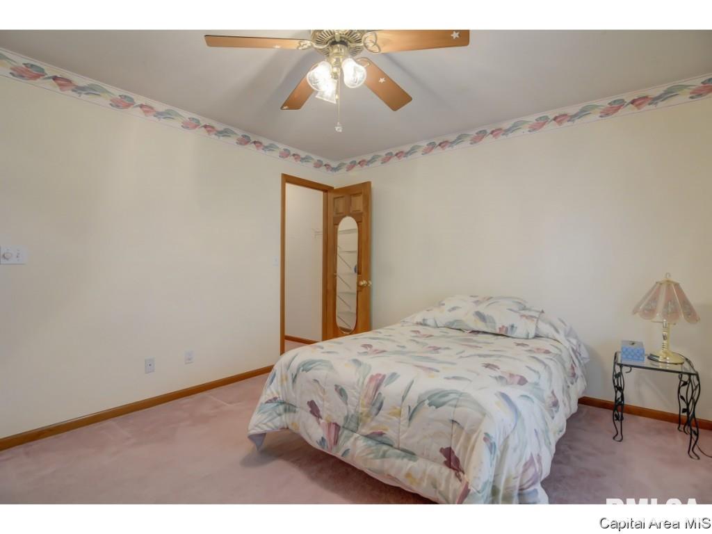 2508 B Chapel Hill Road Springfield, IL 62702 - Photo 22 of 32