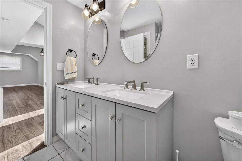 394 Rantoul Street, Unit 3 Beverly, MA 01915 - Photo 5 of 7