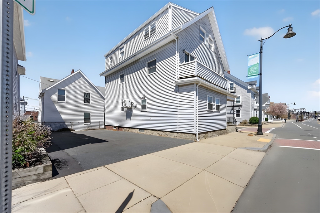 394 Rantoul Street, Unit 3 Beverly, MA 01915 - Photo 6 of 7