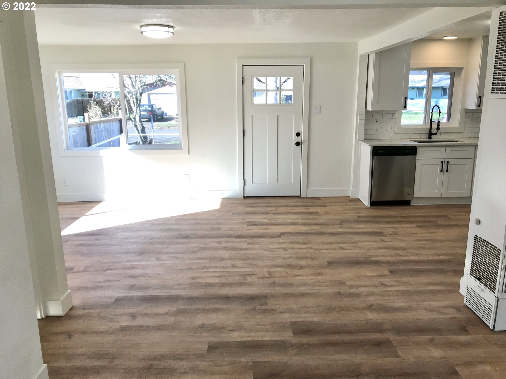 1141 1st Street Springfield, OR 97477 - Photo 5 of 13