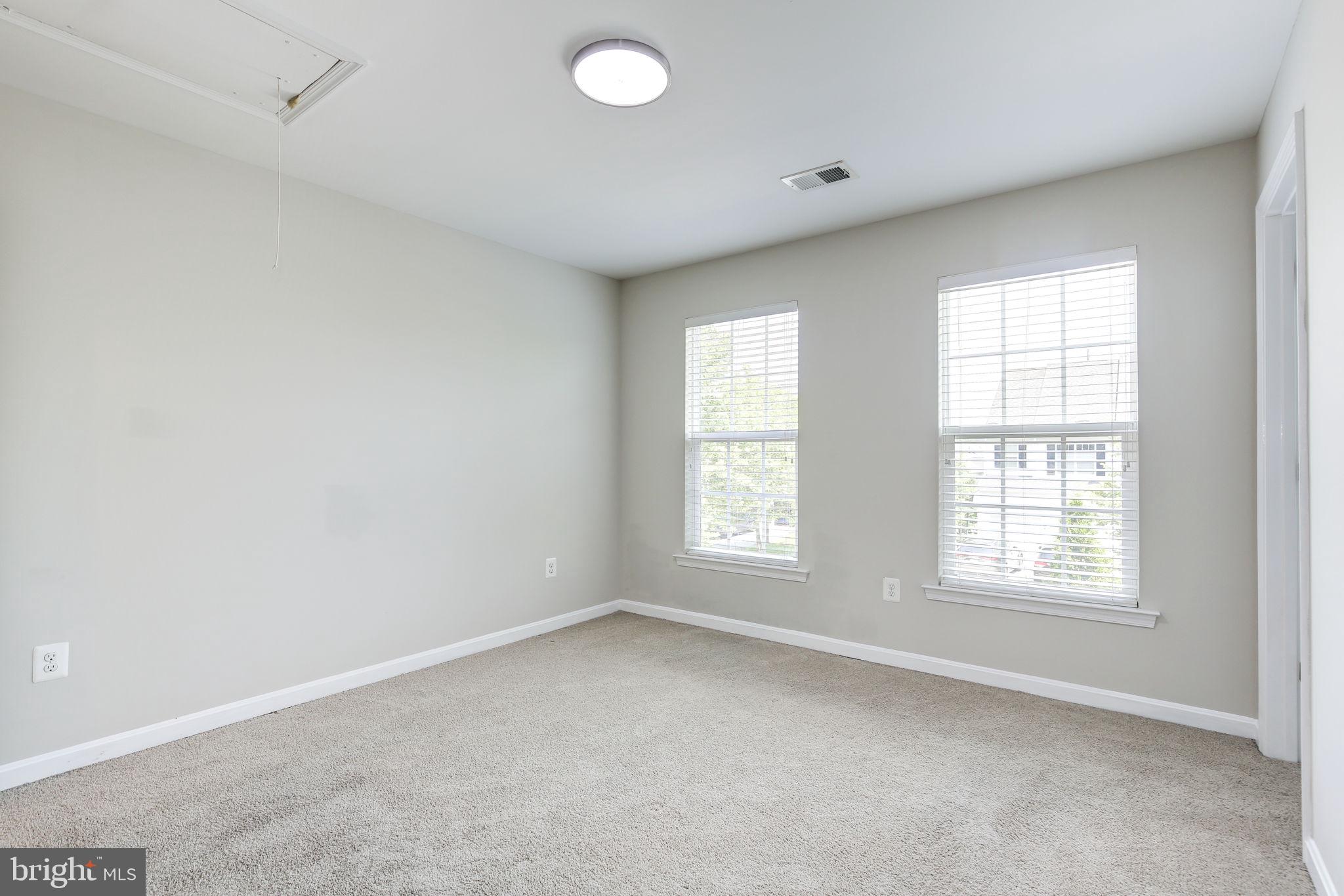 2311 Whitley Road Baltimore, MD 21209 - Photo 37 of 47 an empty room with a window