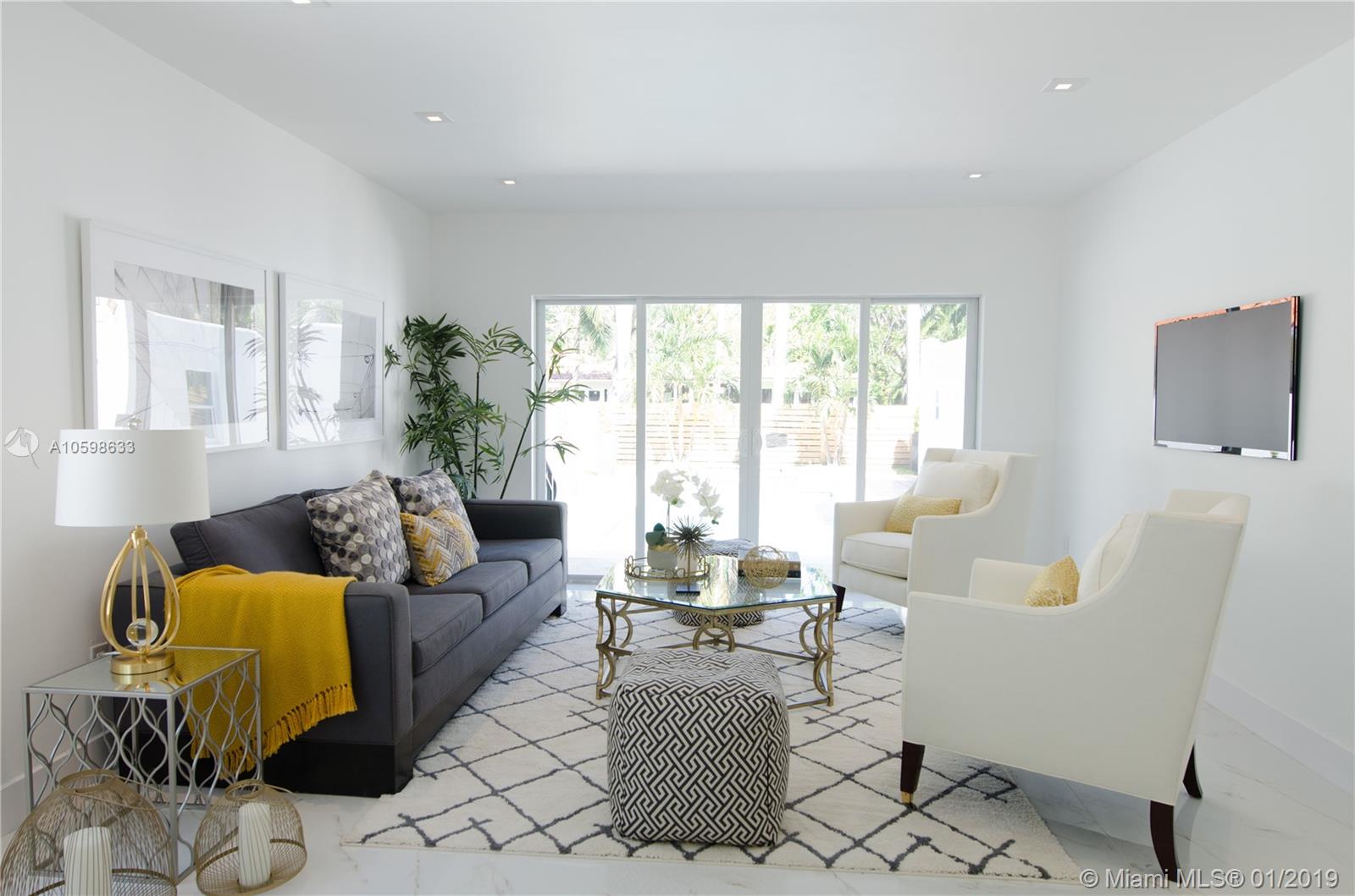 43 Southwest 18th Road Miami, FL 33129 - Photo 14 of 31 Gallery Image 14