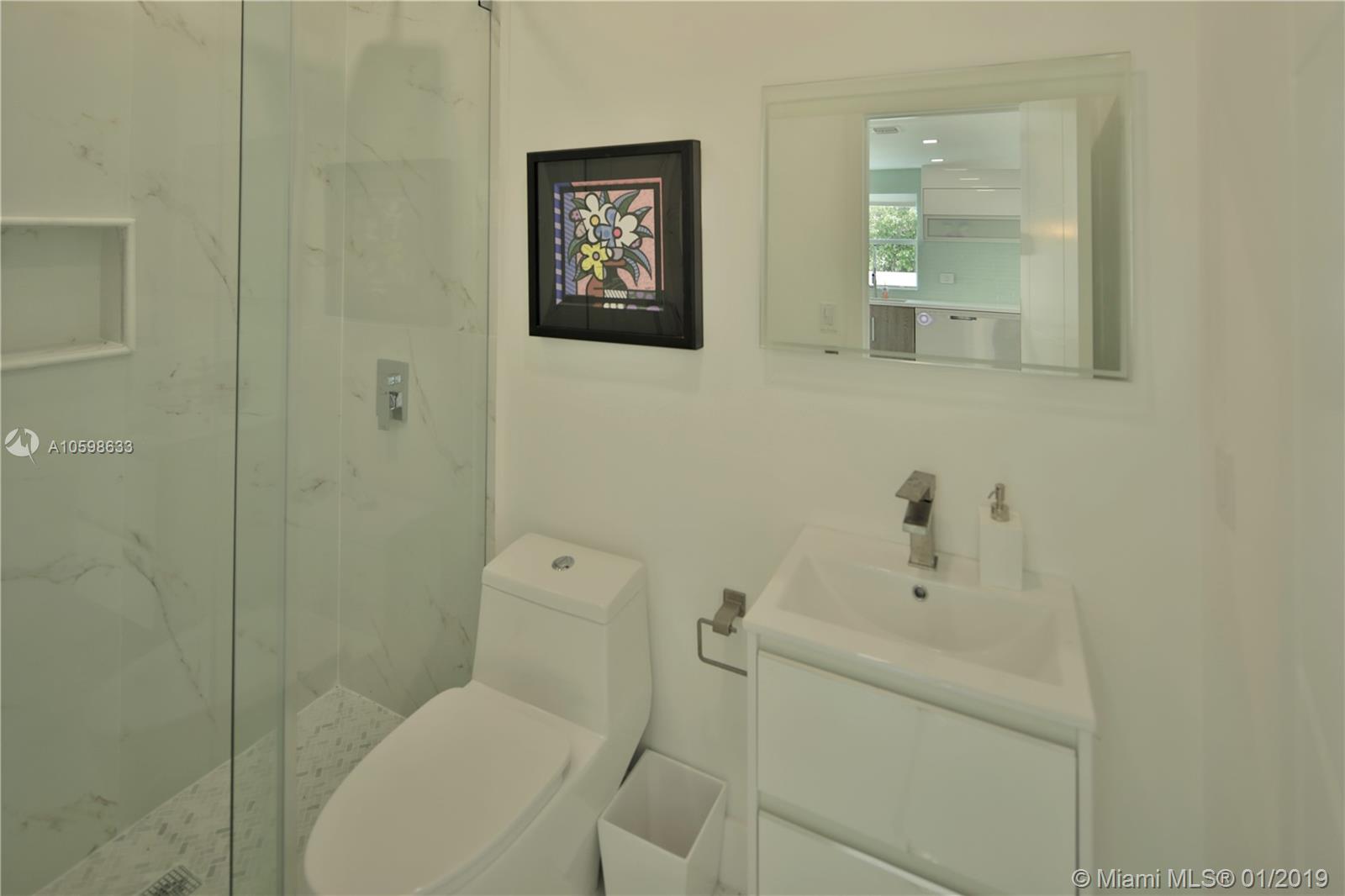 43 Southwest 18th Road Miami, FL 33129 - Photo 17 of 31 Gallery Image 17